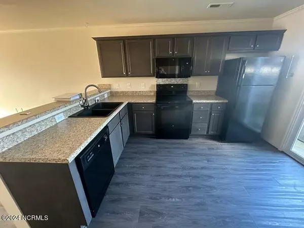 Midway Park, NC 28544,426 Sullivan Loop RD