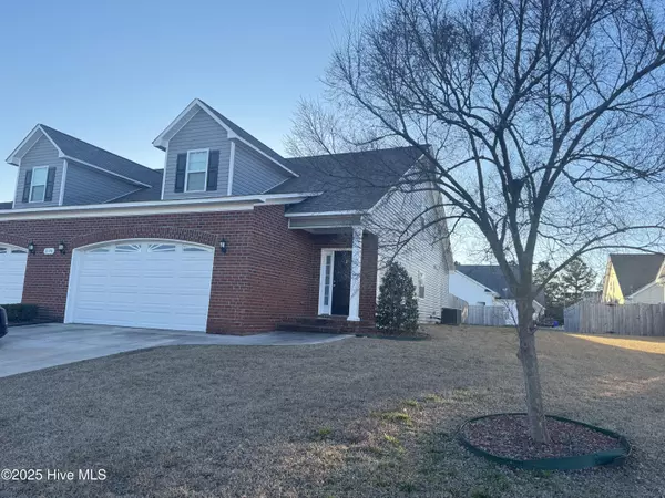 Greenville, NC 27834,2128 Remington CT #B