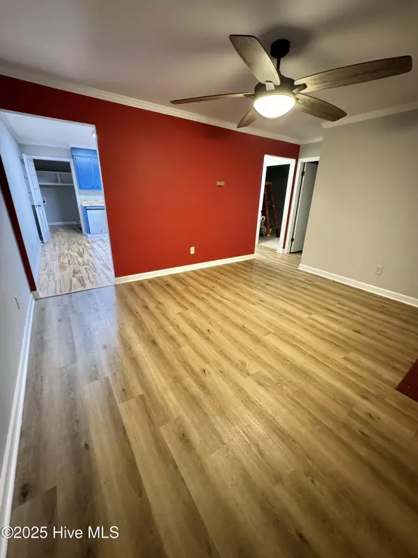 Greenville, NC 27834,4798 Stantonsburg #B