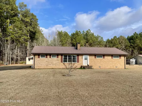 Williamston, NC 27892,2895 Holly Springs Church RD