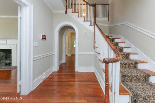 Elizabeth City, NC 27909,506 W Church ST