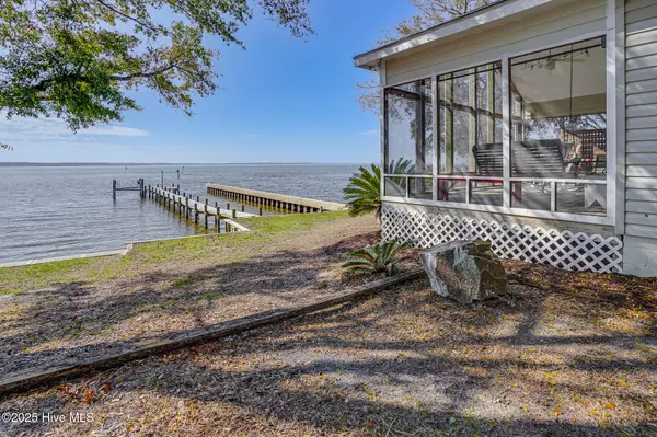 Minnesott Beach, NC 28510,135 Minnesott Beach RD