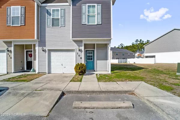 108 Waterstone LN, Jacksonville, NC 28546