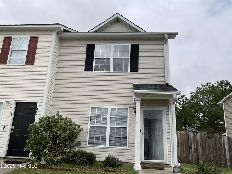 411 Timberlake TRL, Jacksonville, NC 28546