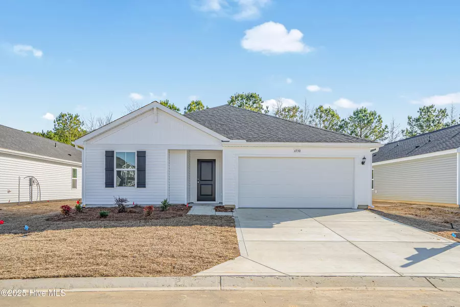 6930 Seaside Palms PL SW, Sunset Beach, NC 28468