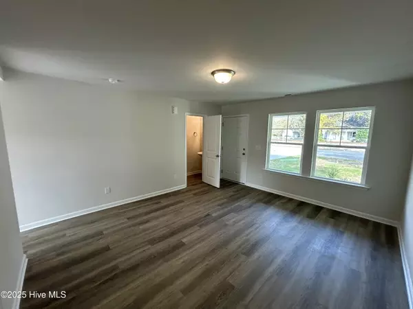 Robersonville, NC 27871,201 W Railroad ST