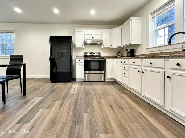 Edenton, NC 27932,401 White Oak DR