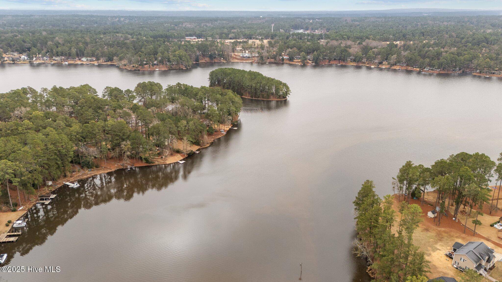 Whispering Pines, NC 28327,11 Dogwood PL
