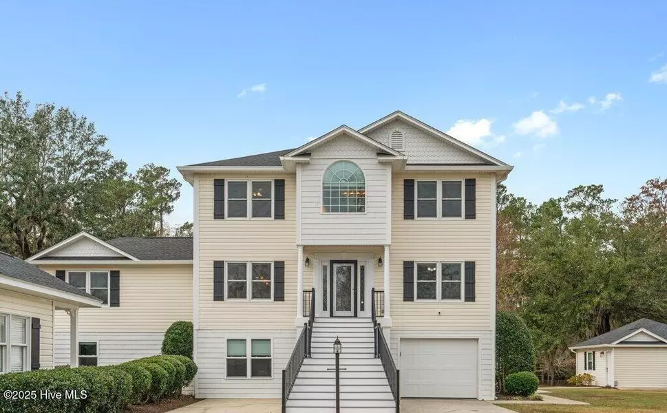 9854 Rivergate DR NW, Ash, NC 28420