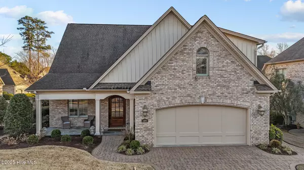 Greenville, NC 27858,409 Forrest PARK