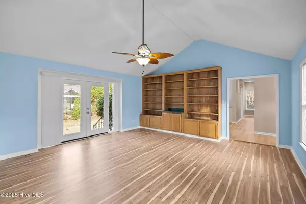 New Bern, NC 28560,908 Capstan CT