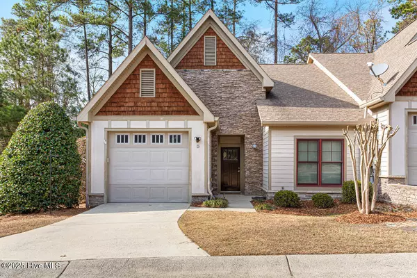 5 Elk Ridge LN, Southern Pines, NC 28387