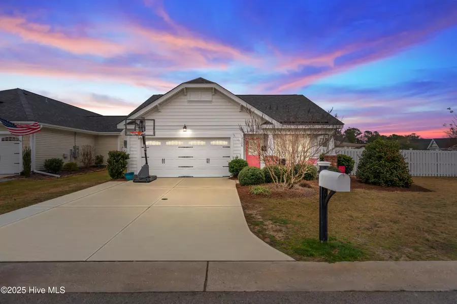 2124 Maple Leaf DR, Southport, NC 28461