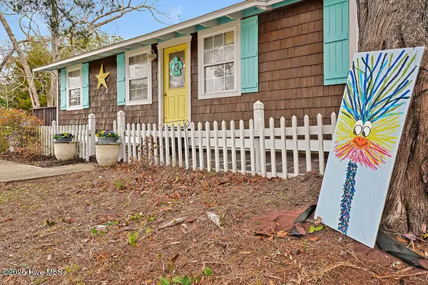Southport, NC 28461,418 Stuart AVE