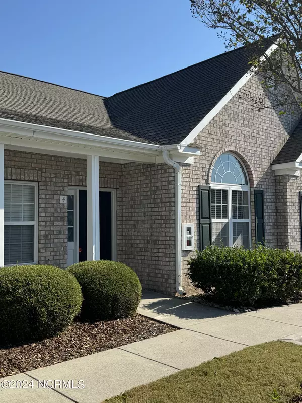 4918 Dreamweaver CT #Unit 4, Southport, NC 28461