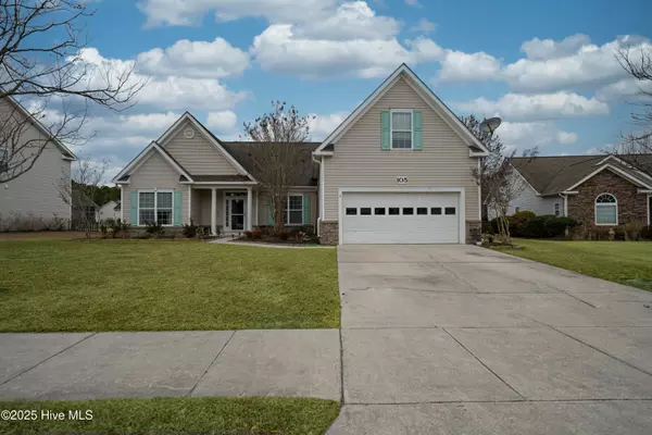 105 E Stockton PL, Hampstead, NC 28443