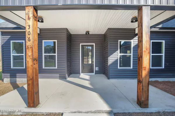 Maysville, NC 28555,111 Adams Landing WAY