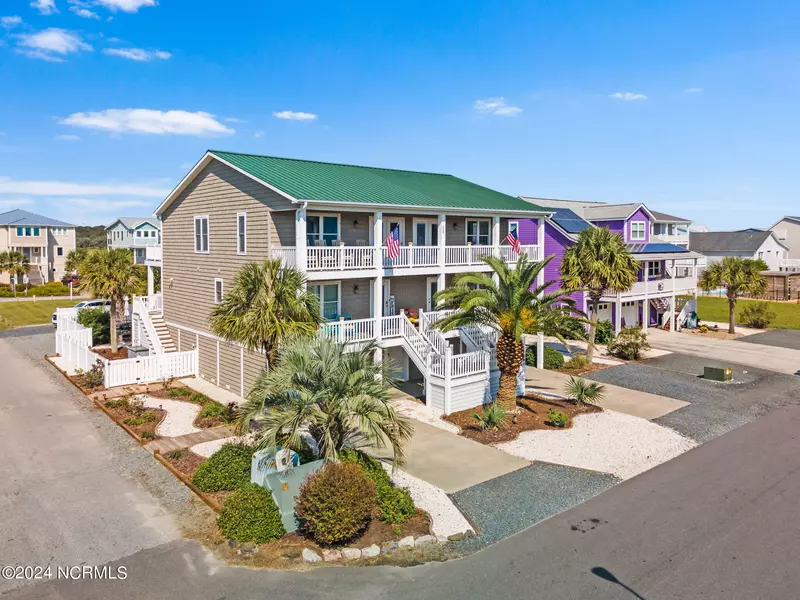 200 Brunswick AVE W, Holden Beach, NC 28462