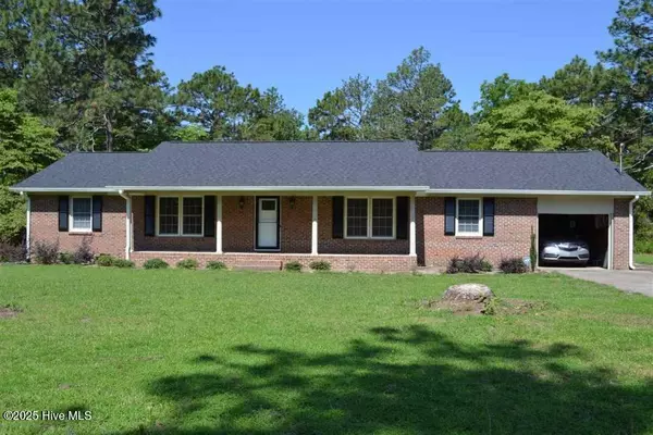 204 Mcneill RD, Southern Pines, NC 28387