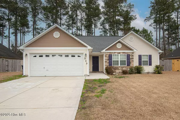713 Savannah DR, Jacksonville, NC 28546