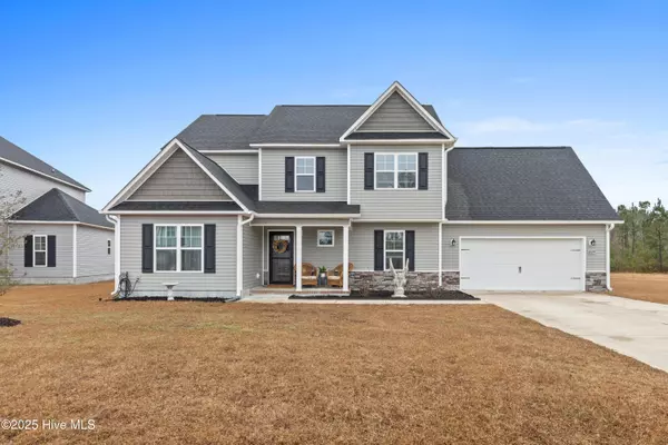 624 Aria LN, Hubert, NC 28539