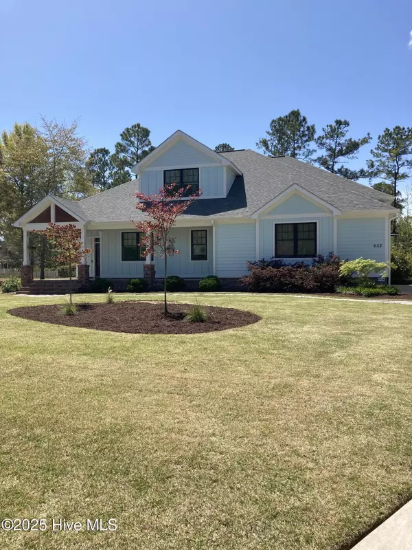 Bolivia, NC 28422,652 Summerhaven LN SE