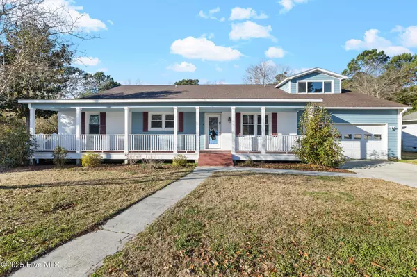 639 W Shore DR, Swansboro, NC 28584