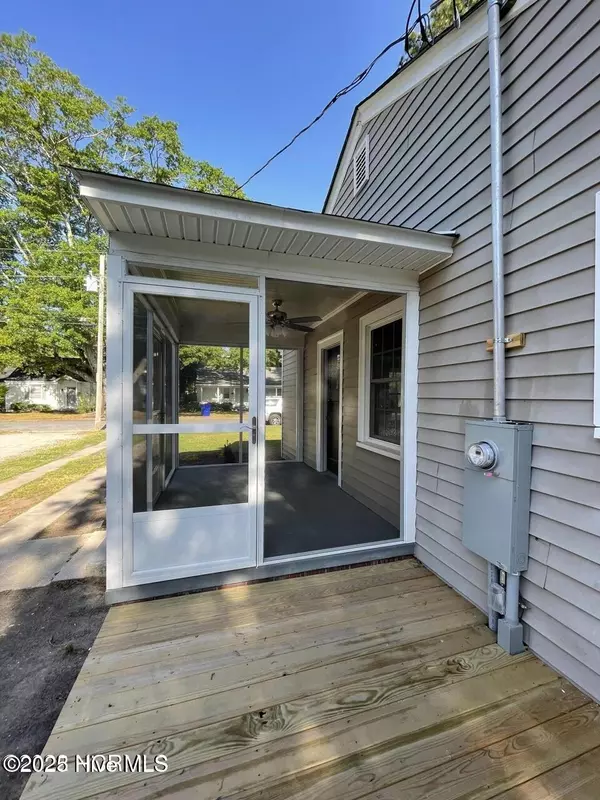Greenville, NC 27858,120 N Eastern ST