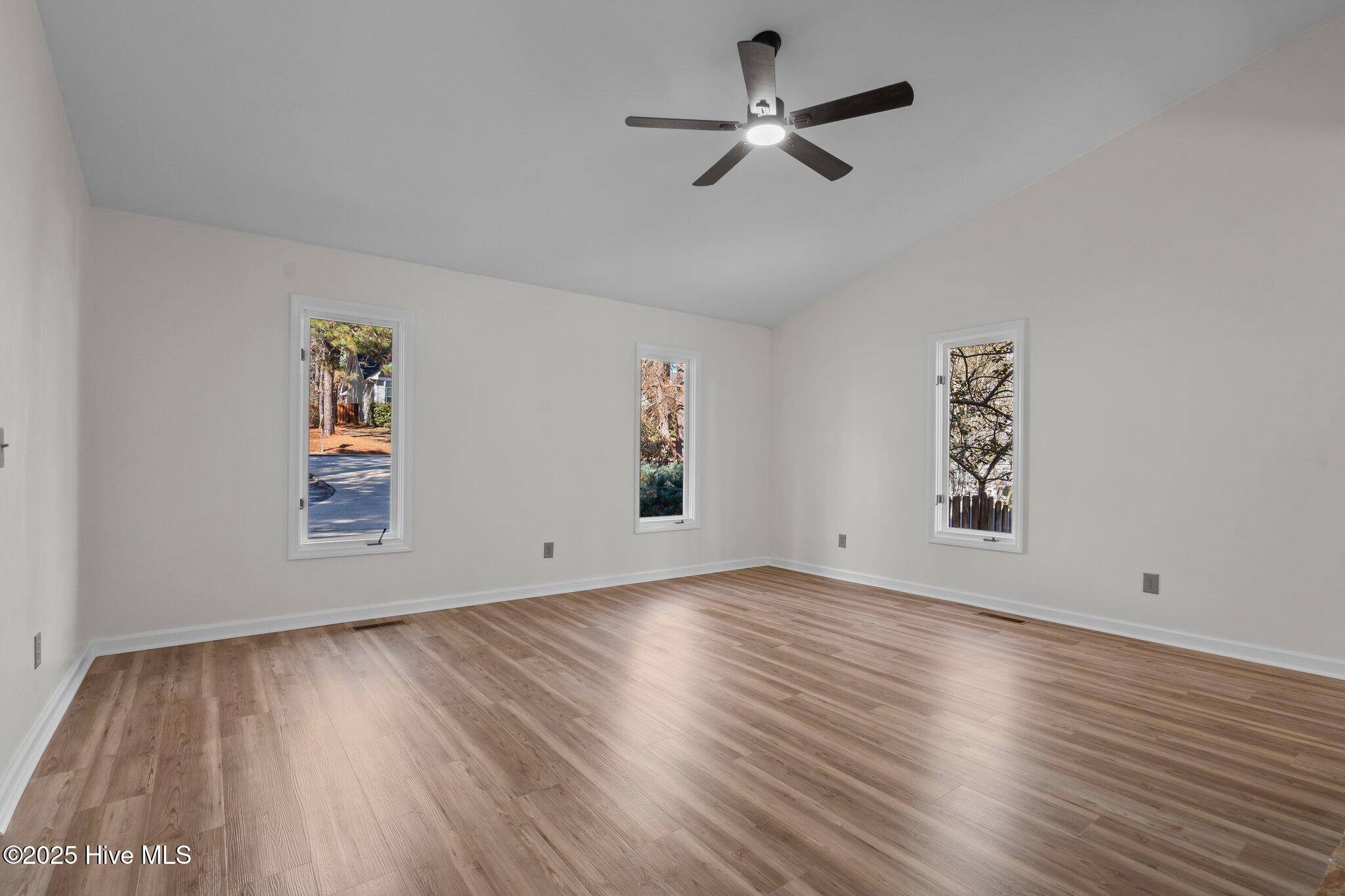 Pinehurst, NC 28374,980 Monticello DR