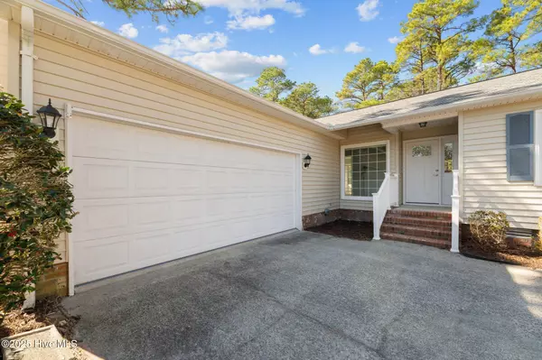 New Bern, NC 28560,1203 Santa Lucia DR