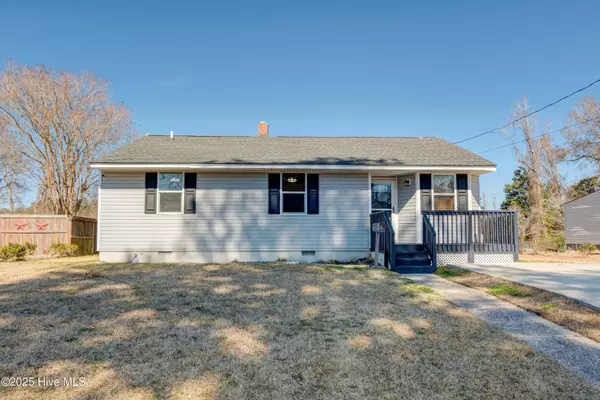 443 Nelson DR, Jacksonville, NC 28540