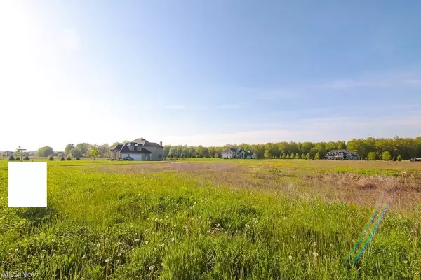 10496 Station RD,  Columbia Station,  OH 44028