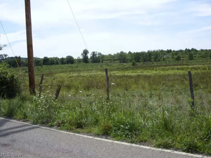 56555 Vocational RD, Senecaville, OH 43780