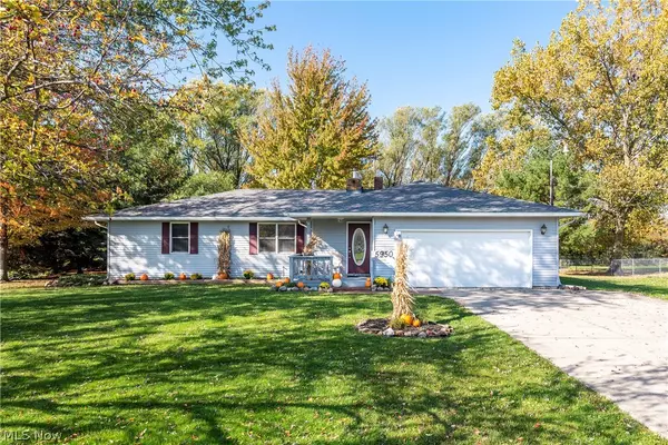 5950 Oak Point RD,  Lorain,  OH 44053