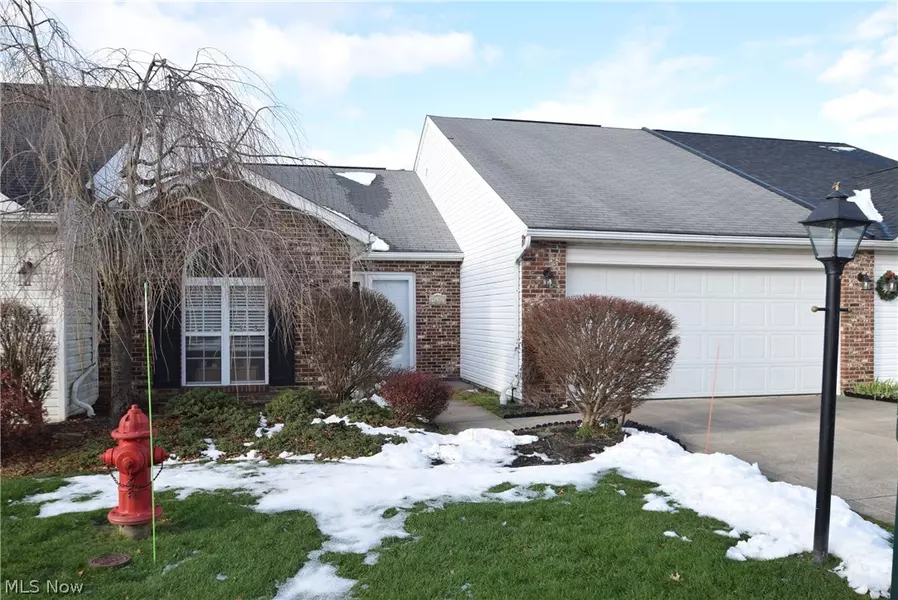 5652 Lisa OVAL, Medina, OH 44256