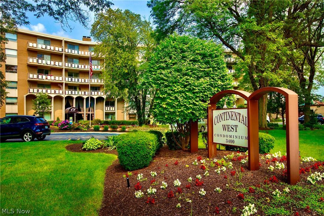 3400 Wooster RD #306, Rocky River, OH 44116