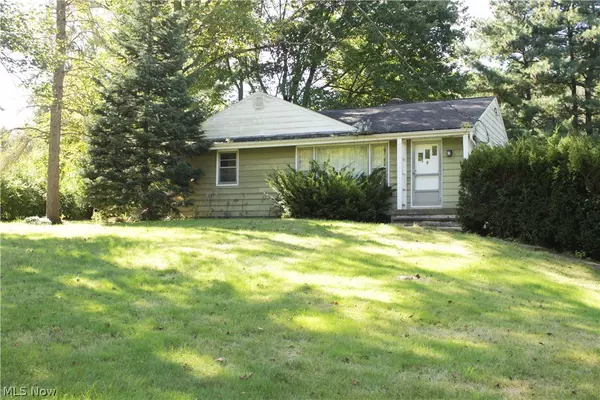 Chagrin Falls, OH 44023,18750 Chillicothe RD