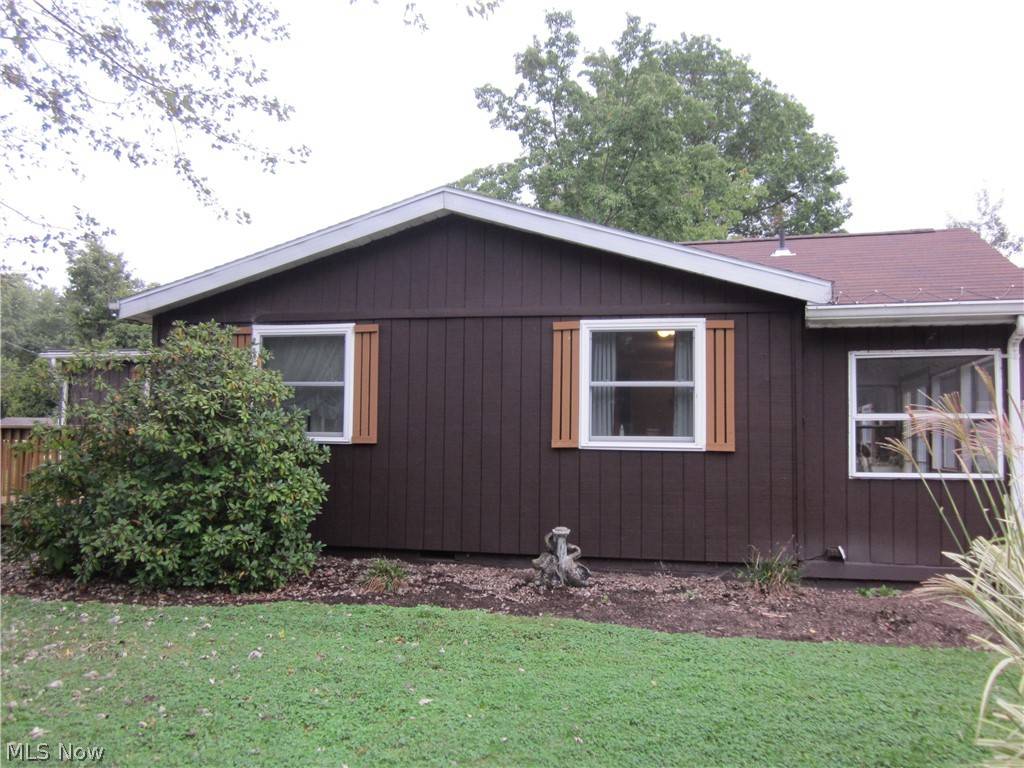 Newton Falls, OH 44444,10672 Newton Falls RD