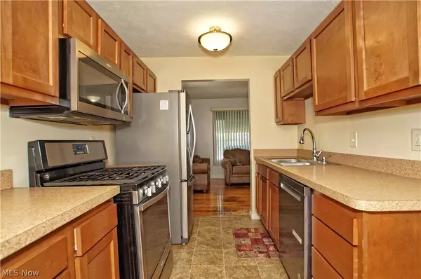 Euclid, OH 44123,20670 Crystal AVE