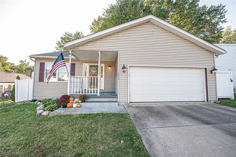 1472 Julian ST, Cuyahoga Falls, OH 44221