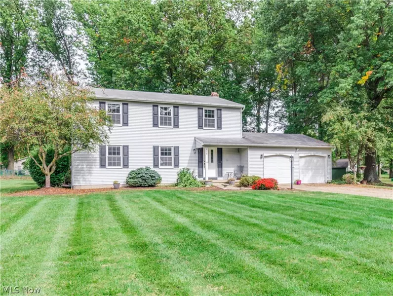 159 Bayberry DR, Northfield Center, OH 44067