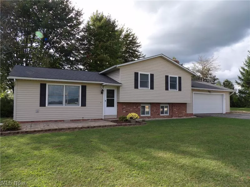 7312 Wooster Pike, Seville, OH 44273