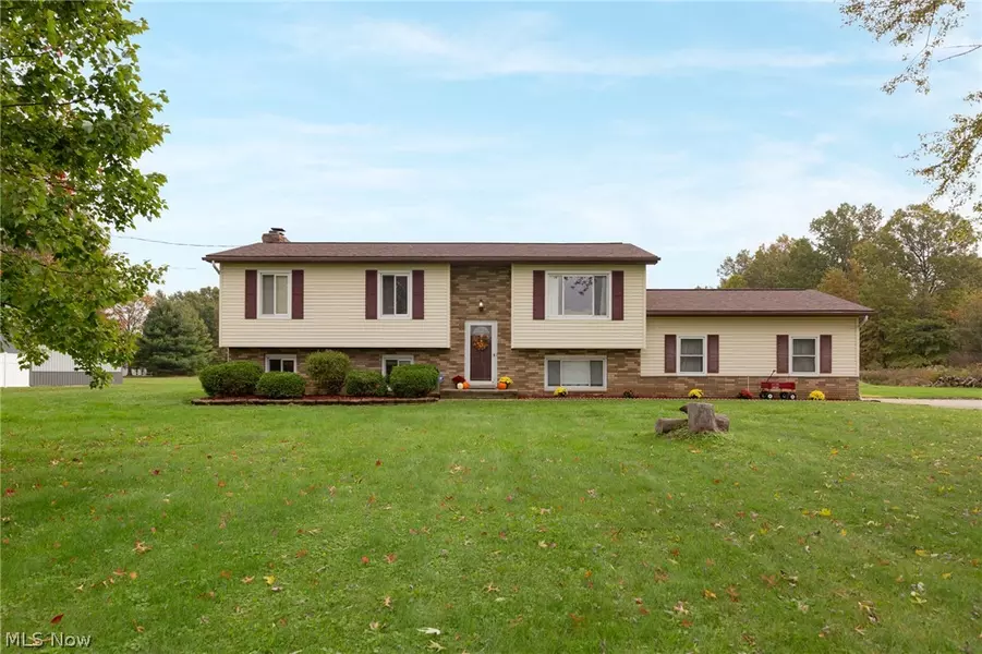 1046 New Milford RD, Atwater, OH 44201