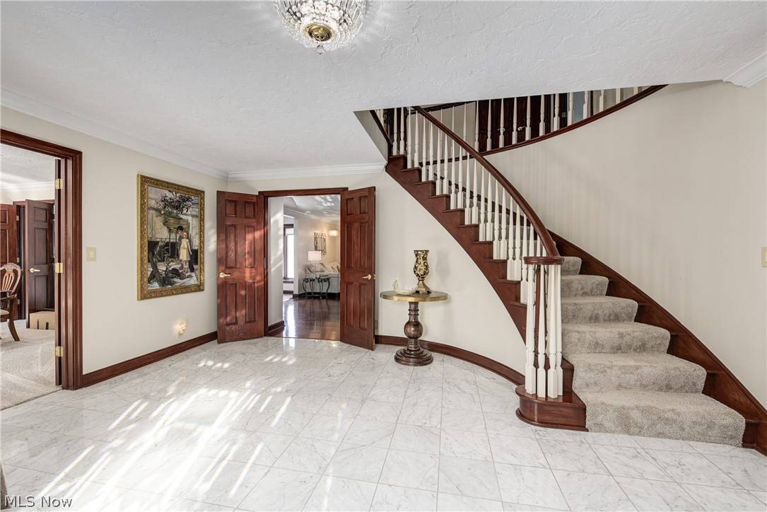 Hinckley, OH 44233,2241 Laurel RD