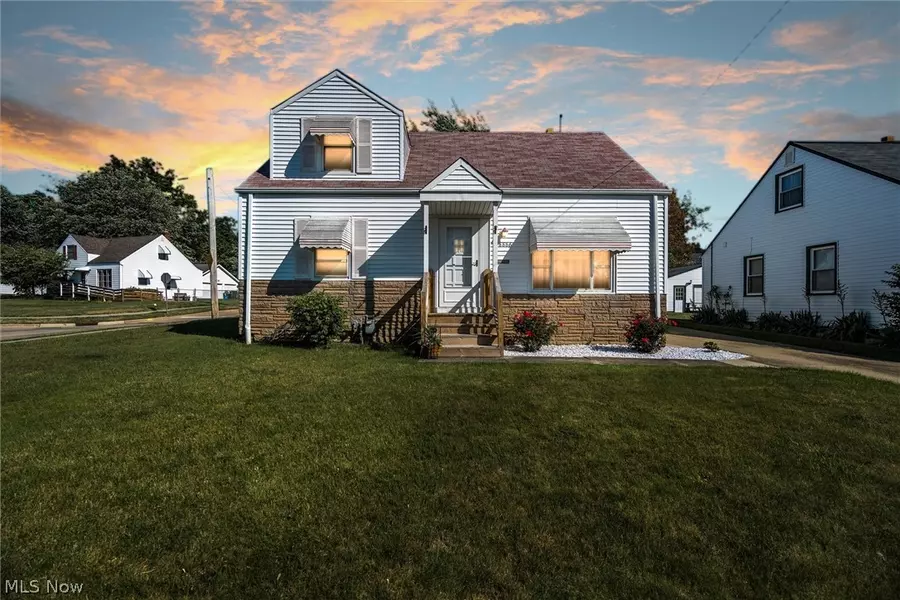 28886 Hazel AVE, Wickliffe, OH 44092