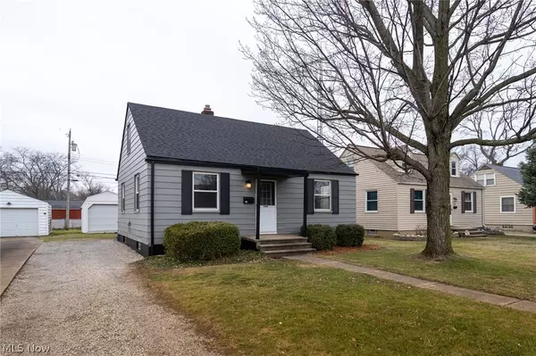 Sheffield Lake, OH 44054,816 Warwick DR