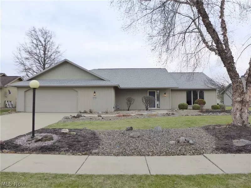 32519 Bluffstone CIR, North Ridgeville, OH 44039