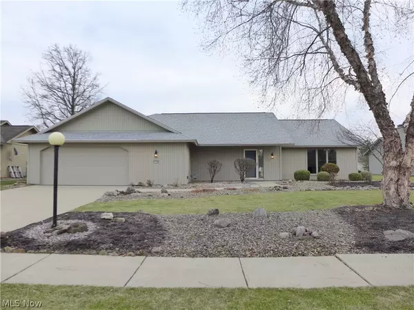 32519 Bluffstone CIR,  North Ridgeville,  OH 44039