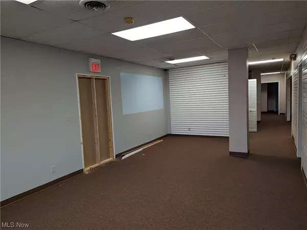 Chardon, OH 44024,102 Cherry AVE #B1