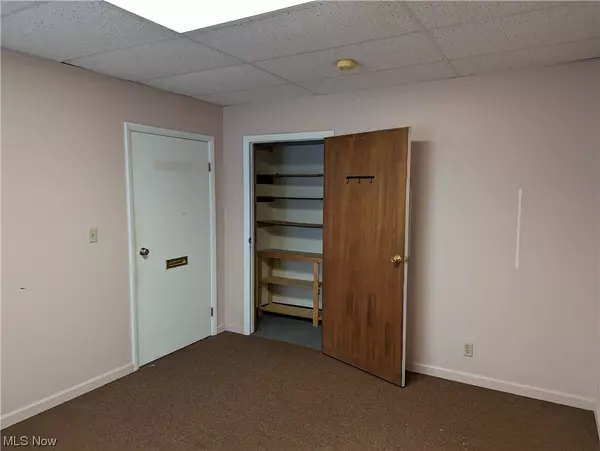 Chardon, OH 44024,102 Cherry AVE #B1